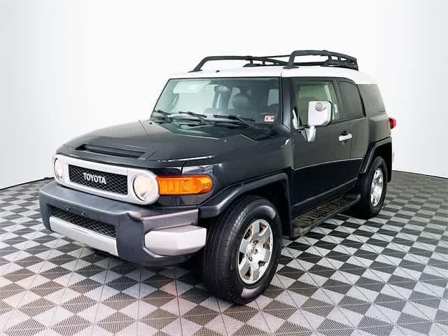 $14572 : PRE-OWNED 2007 TOYOTA FJ CRUI image 4