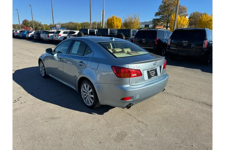 $7980 : 2007 IS 250 4dr Sport Sdn Aut image 4