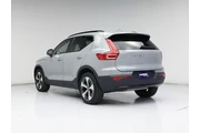 $26998 : Volvo XC40 2024 AWD B5 Core thumbnail