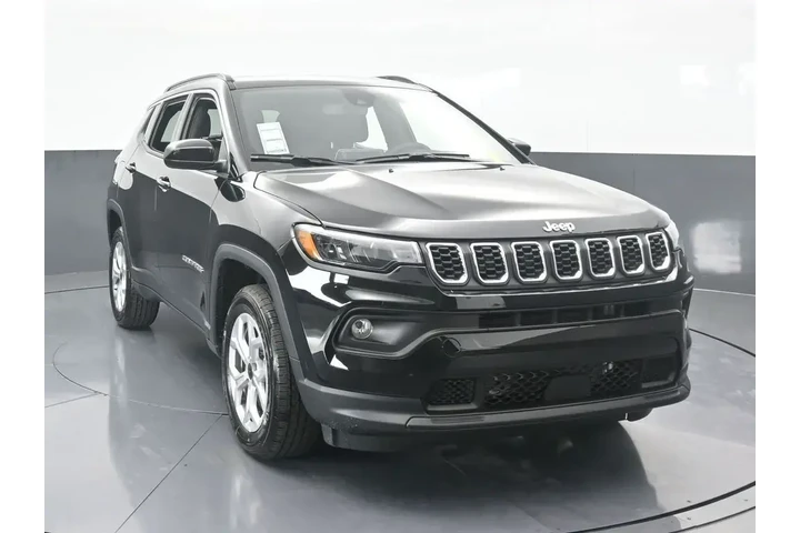 $27994 : Jeep Compass 2026 4x4 Latitu image 9