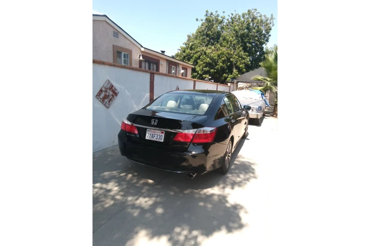 $6800 : HONDA 2015 POCAS MILLAS image 1