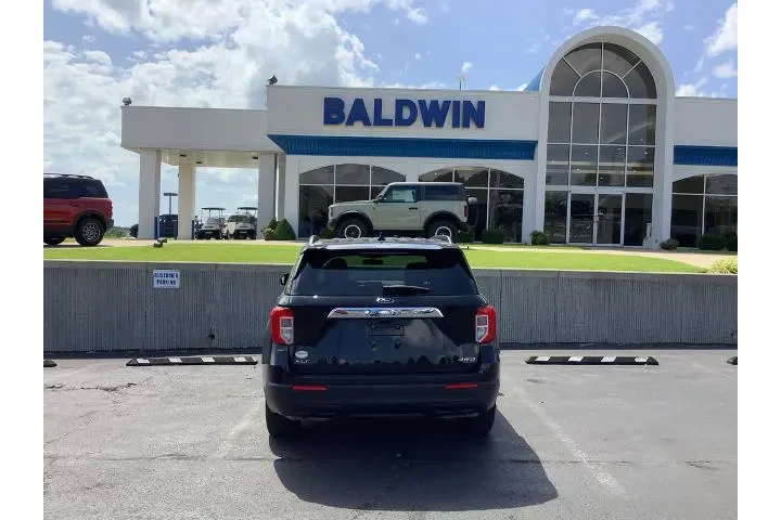 $35950 : Ford Explorer 2022 AWD XLT 4 image 6