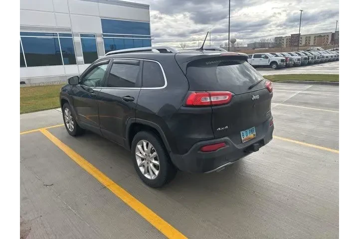 $11000 : Jeep Cherokee 2014 4x4 Limit image 9