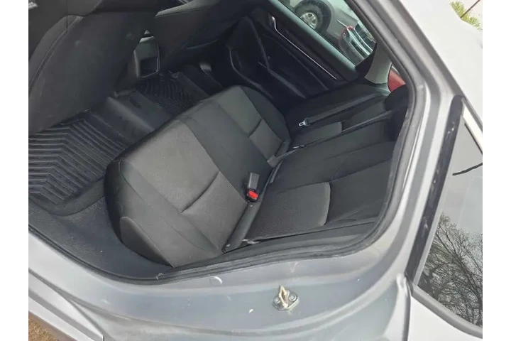 $16500 : 2019 Accord LX image 9