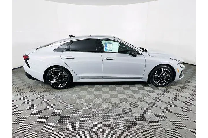 $31800 : Kia K5 2025 GT-Line 4dr Seda image 8