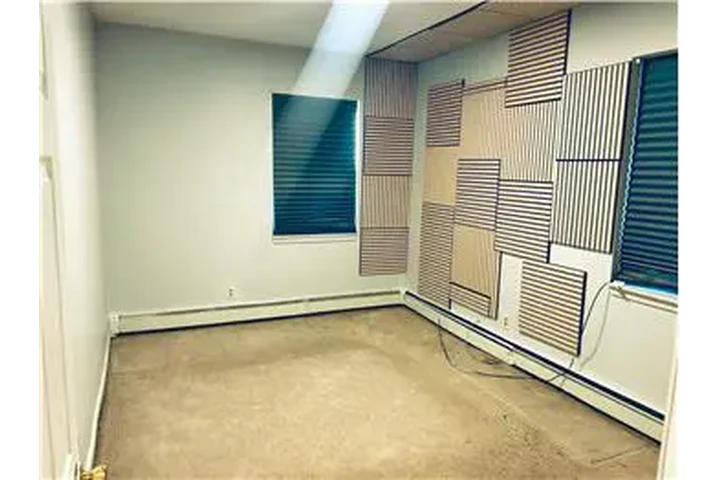 $2200 : Rental property with 2 bedro image 7