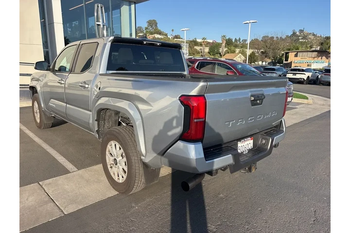 $35900 : Toyota Tacoma 2024 4x2 SR5 4 image 5