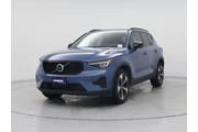 $30998 : Volvo XC40 2024 AWD B5 Core thumbnail