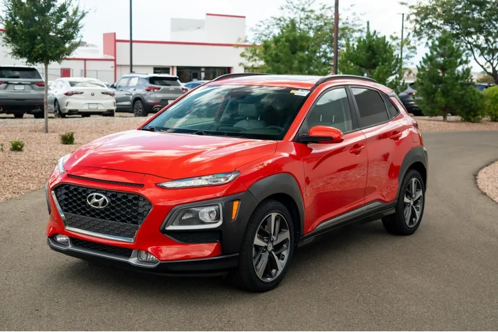 $16745 : 2019 Kona Limited image 1