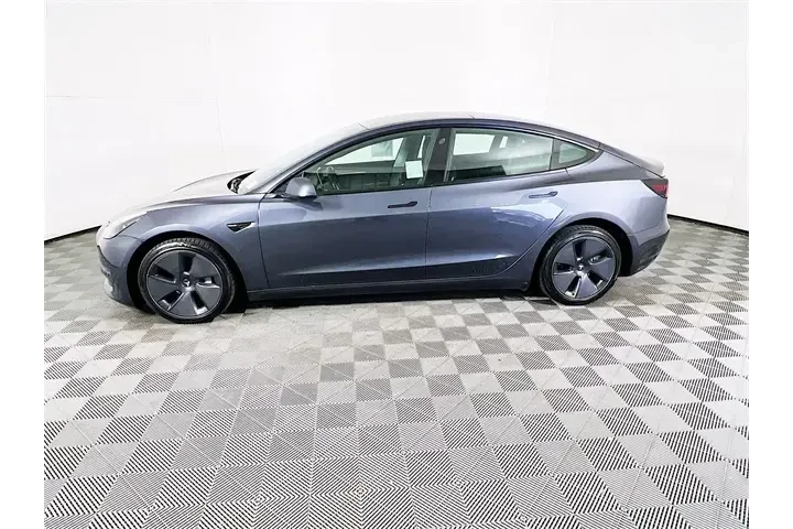 $18900 : Tesla Model 3 2022 4dr Sedan image 4