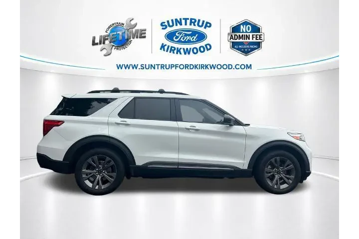 $19449 : Ford Explorer 2021 AWD XLT 4 image 4