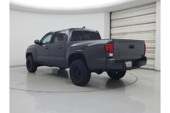 $27998 : Toyota Tacoma 2023 4x2 SR 4d image 2