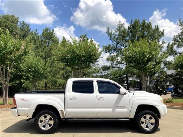 $9949 : 2005 Tacoma PreRunner Double image 10