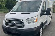 Used 2016 Transit Cutaway T-2 en Boston