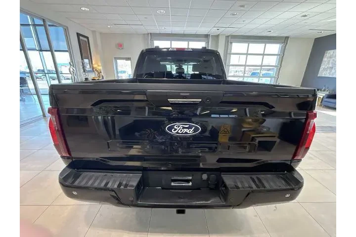 $39777 : Ford F-150 2024 4x4 XLT 4dr image 4