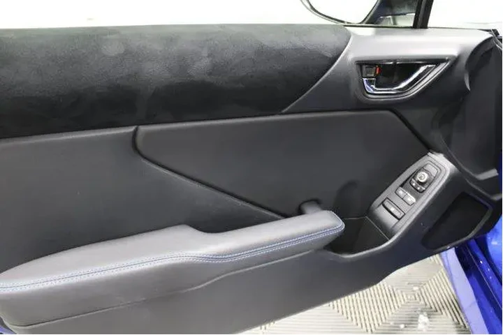 $34988 : Subaru BRZ 2025 tS 2dr Coupe image 5