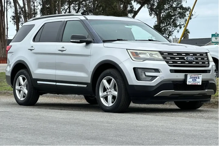 Ford Explorer 2016 AWD XLT 4 image 7
