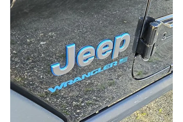 $36400 : Jeep Wrangler 2025 4x4 Rubic image 8