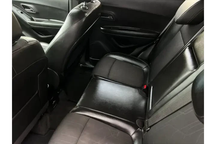 $13999 : Chevrolet Trax 2021 AWD LT 4 image 5