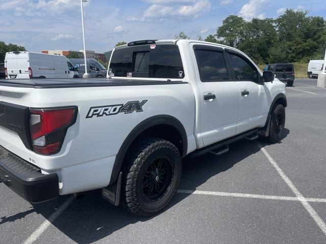 $40998 : PRE-OWNED 2021 NISSAN TITAN P image 6