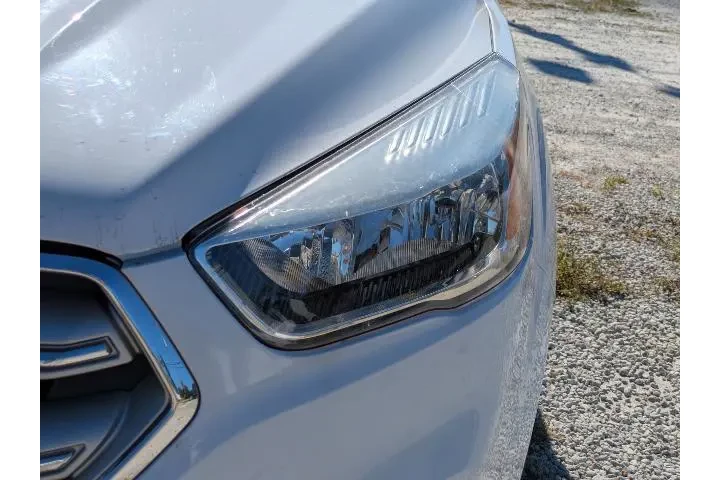 $12884 : Ford Escape 2018 AWD SE 4dr image 10