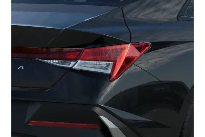 $21094 : Hyundai ELANTRA 2025 SE 4dr image 10