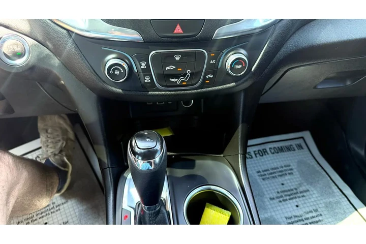 $16900 : Chevrolet Equinox 2020 4x4 L image 9