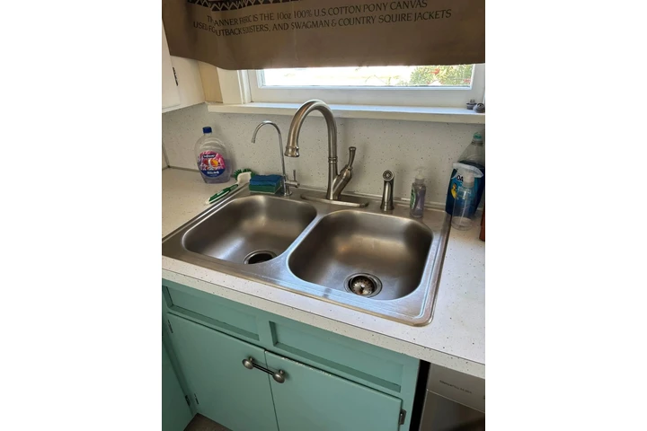 Gaby's cleaning service image 9