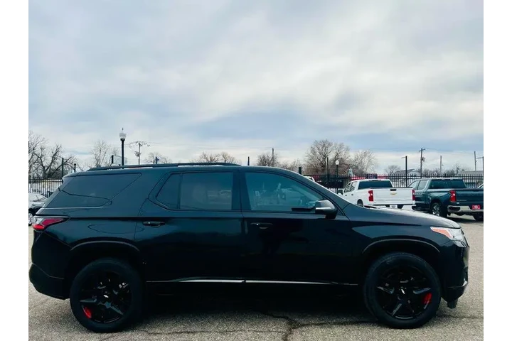 $23995 : 2021 Traverse Premier FWD image 8