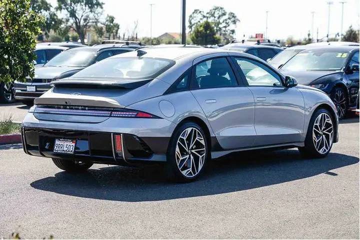 $31111 : Hyundai IONIQ 6 2025 AWD SEL image 5