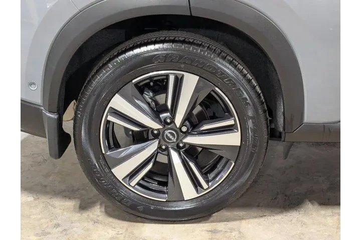 $28344 : Nissan Rogue 2023 Platinum 4 image 10