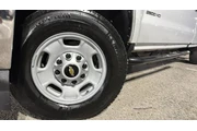 $23854 : Chevrolet Silverado 2500HD 2 thumbnail