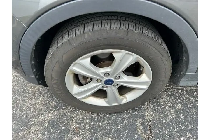 $9057 : Ford Escape 2015 AWD SE 4dr image 10