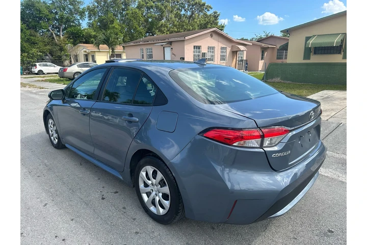 $1000 : Toyota Corolla 2021 image 2
