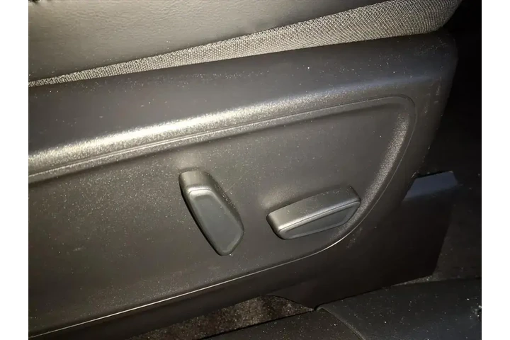 $30300 : Ford Escape 2024 AWD ST-Line image 7