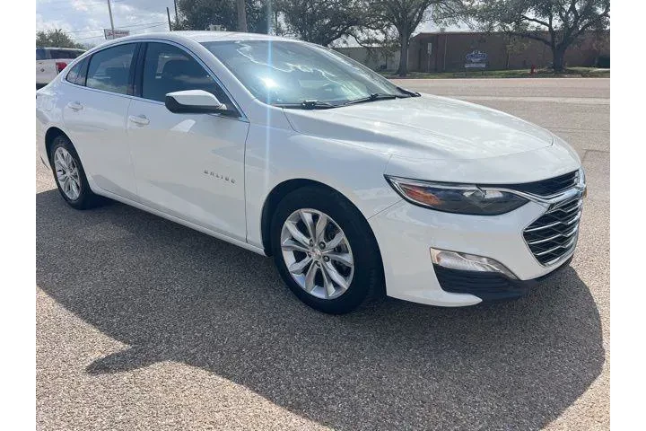 $15495 : Chevrolet Malibu 2023 LT 4dr image 4