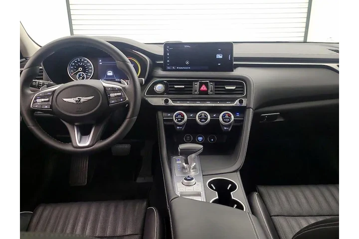 $29998 : Genesis G70 2022 2.0T 4dr Se image 9