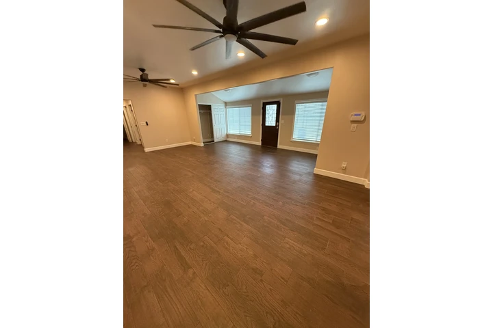 $3950 : CASA DE RENTA / N. El Monte image 2
