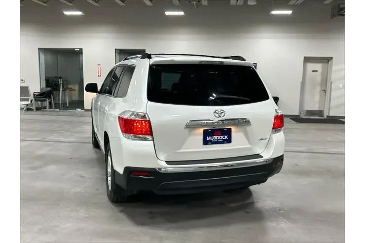 $12884 : Toyota Highlander 2013 AWD S image 6