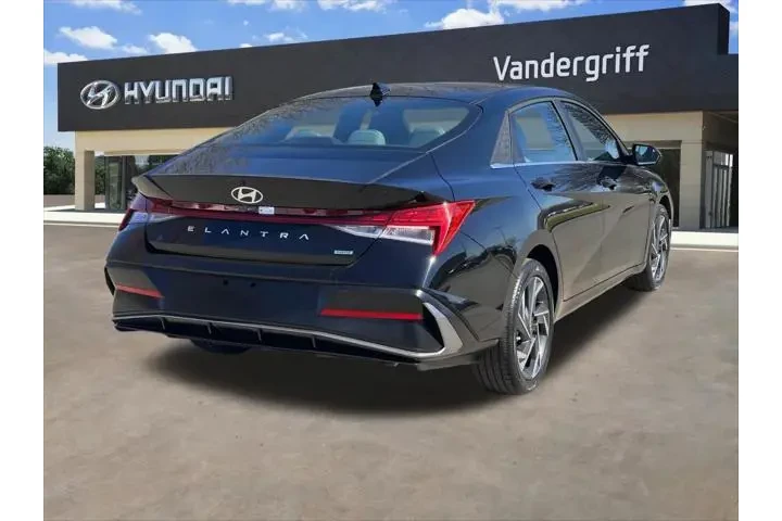 $25798 : Hyundai ELANTRA Hybrid 2025 image 9
