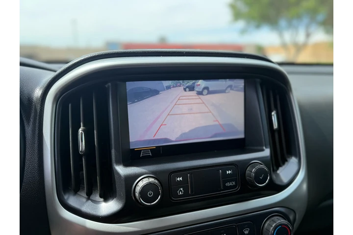 $11990 : 2019 Colorado LT image 10