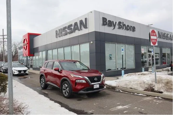 $21269 : Nissan Rogue 2023 AWD SV 4dr image 1