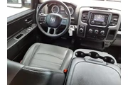 $18988 : Ram 1500 Classic 2023 4x2 Tr thumbnail