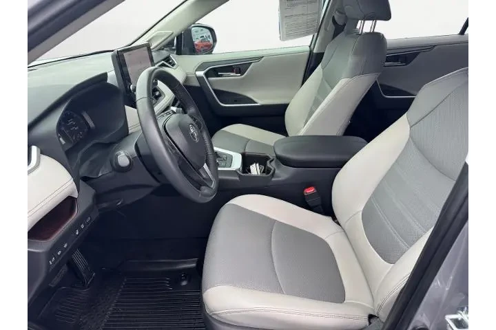 $36995 : Toyota RAV4 Hybrid 2023 AWD image 9