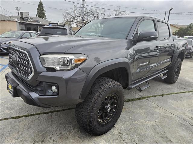 $24995 : 2018 Tacoma 2WD Double Cab V6 image 1