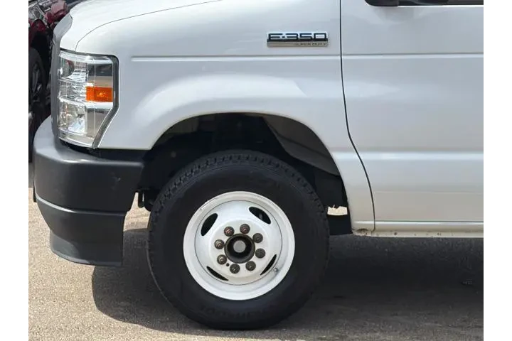 $40000 : Ford E-Series 2024 E-350 SD image 5