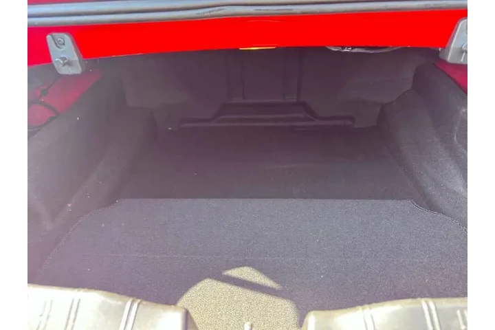 $18500 : 2020 Camaro LT image 8
