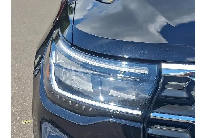 $39295 : Ford Explorer 2025 AWD Activ image 9