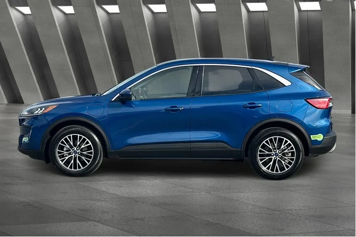 $22800 : Ford Escape Plug-In Hybrid 2 image 8