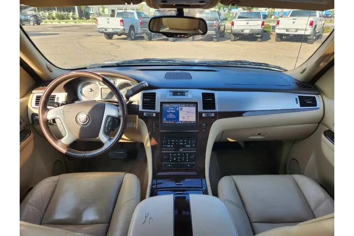 $20974 : 2011 Escalade EXT Premium image 4
